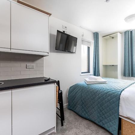 Queen'S Drive Aparthotel Londýn Exteriér fotografie